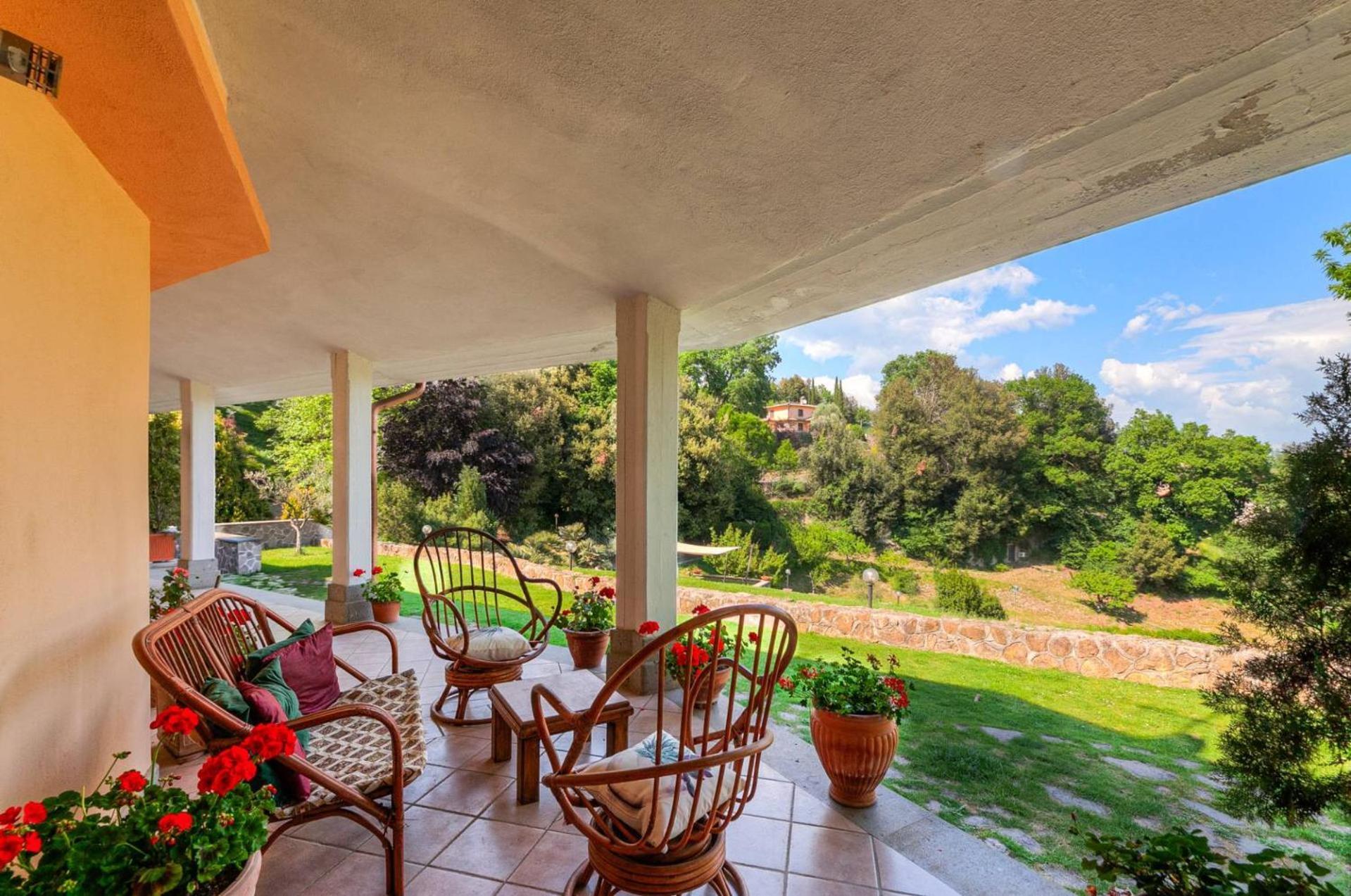 Villa Carolina - Piscina E Parco Panoramico กัมปาญญาโน ดิ โรมา ภายนอก รูปภาพ